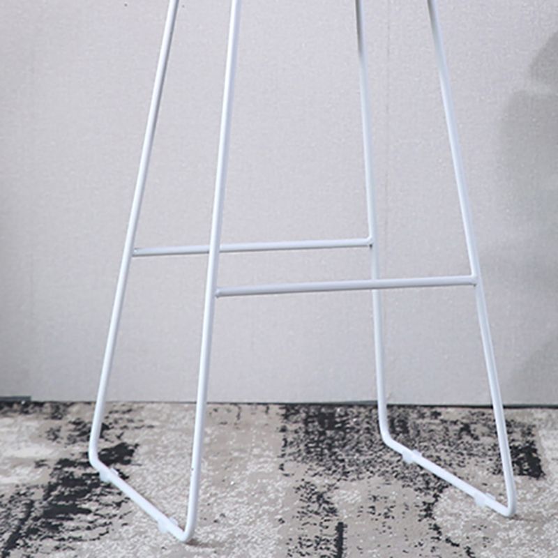 Modern Style Bar-stool Iron Sled Legs Barstool with Footrest and Cushion Clearhalo 'Bar Furniture' 'Bar Stools' 'bar_stools' 'furn' 'furn_bar_stools' 'furniture_bar_stools' 'Kitchen & Dining Furniture' 'kitchen&dining_furn' 'kitchen' 'kitchen_furn' Furniture' 1200x1200_b74cd8e7-fe83-4335-a9c2-7a5d89c79915