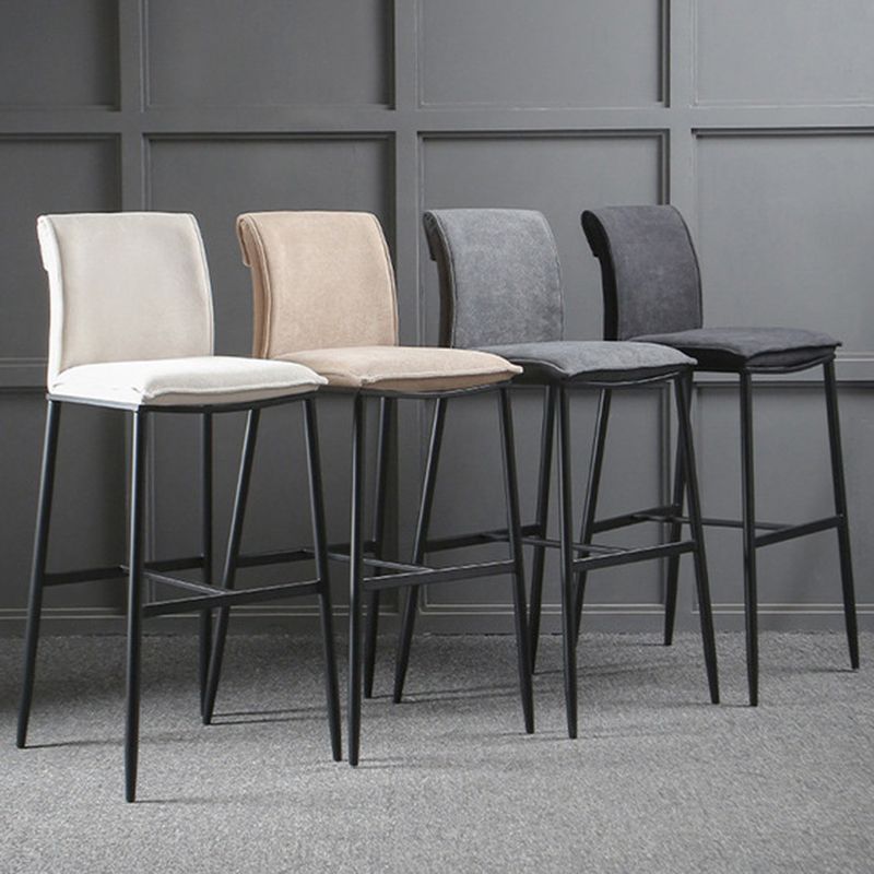 Contemporary Upholstered Counter Stool Low Back Bar Stool with Footrest Clearhalo 'Bar Furniture' 'Bar Stools' 'bar_stools' 'furn' 'furn_bar_stools' 'Furniture' 'Kitchen & Dining Furniture' 1200x1200_b7678bed-4385-4ff1-ab39-8c3826167469
