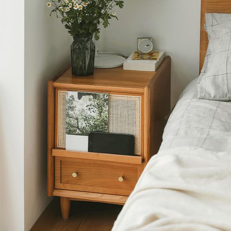 Contemporary Wood Night Table Storage Accent Table Nightstand for Home Clearhalo 'Bedroom Furniture' 'furn' 'furn_night_stand' 'Furniture' 'night_stand' 'Nightstands' 1200x1200_b7aac6d5-b3dd-4862-a77b-be18672c4c48