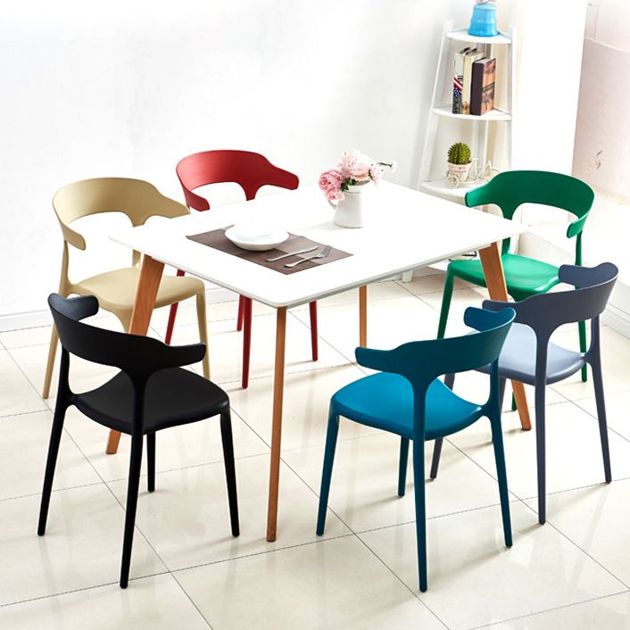 Nordic Backrest Armrest Acrylic Chair with Acrylic Legs for Dining Room