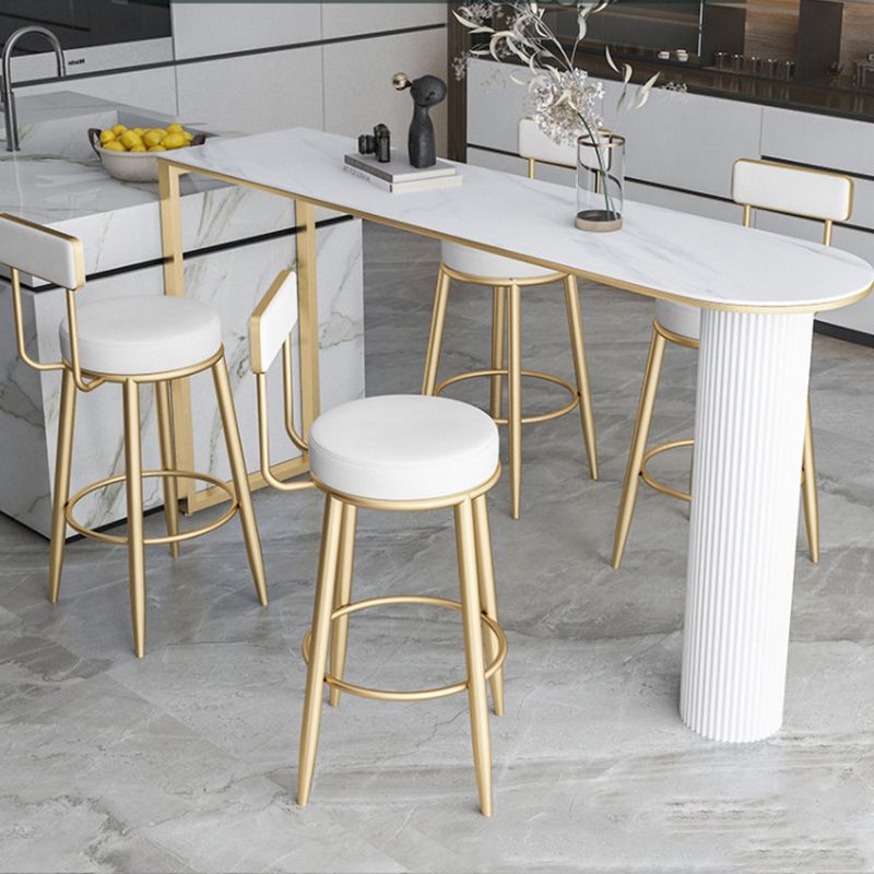 Set da tavolo moderno da pub irregolare. Set da tavolo da bistrot con piano in pietra sinterizzata da 1/2/5 pezzi