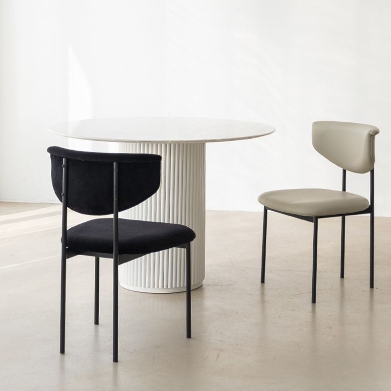 Solid Wood Dining Table Round Modern Pedestal Dining Table for Home Use Clearhalo ' dining_table' 'Dining Tables & Seating' 'Dining Tables' 'furn' 'furn_dining_table' 'Furniture' 'furniture_dining_table' 'Kitchen & Dining Furniture' 'kitchen&dining_furn' 'kitchen' 'kitchen_dining_table' 1200x1200_b8670969-a06d-4510-b352-efa40403f5c6