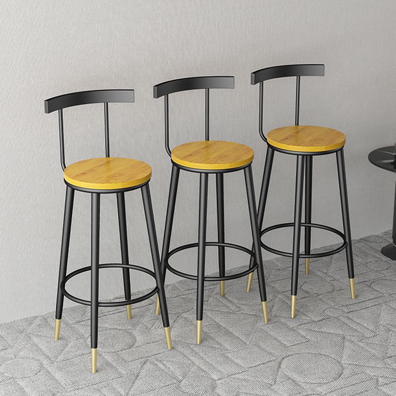 Modern Armless Backrest Counter Stool Iron Bar Stool with Wooden Seat and Pedal