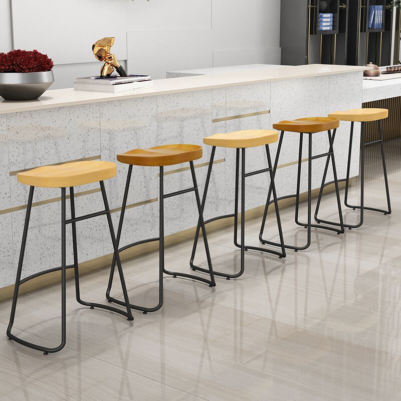 Modern Contoured Seat Counter Stool Solid Wood Backless Counter-height Stool Clearhalo 'Bar Furniture' 'Bar Stools' 'bar_stools' 'furn' 'furn_bar_stools' 'Furniture' 'Kitchen & Dining Furniture' 1200x1200_b8c8bbf9-fafa-4ee2-94c7-8b3e338aba95