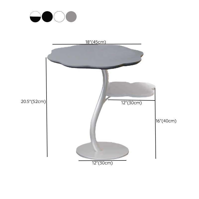 収納台座のサイドテーブルを備えたモダンリビングルームダブルティアラウンド