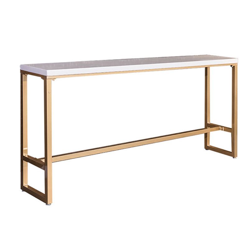 Tavolo da bar in stile glam in finta tavolo da pranzo a barretto di rettangolo in marmo con poggiapiedi