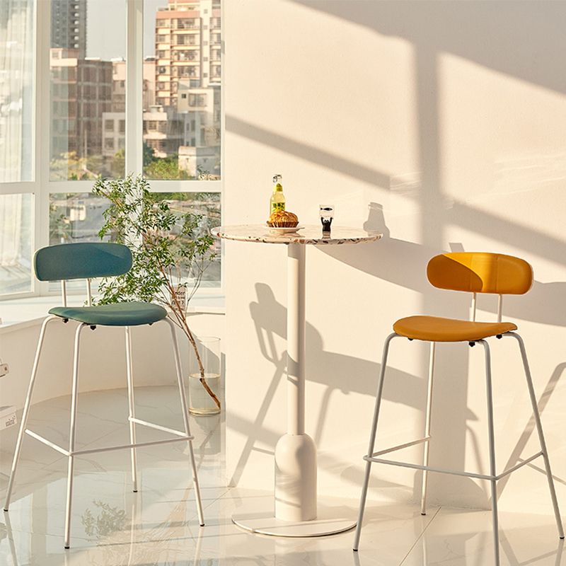 Fixed Bar Table Industrial Bistro Bar Height Cocktail Table with Metal Pedestal Clearhalo 'Bar Furniture' 'Bar Tables' 'bar_tables' 'furn' 'furn_bar_tables' 'Furniture' 'Kitchen & Dining Furniture' 1200x1200_b8f9ba02-103d-4fda-b4a2-4edfcf3db4d5