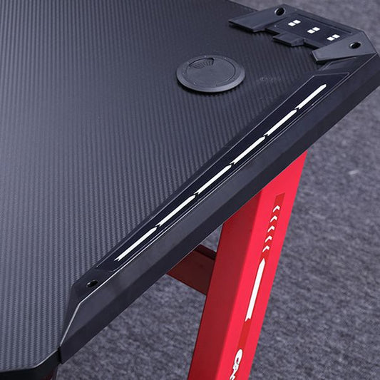 Rechthoekige moderne gaming-bureau zwarte T-vorm-computerbureau met metalen benen