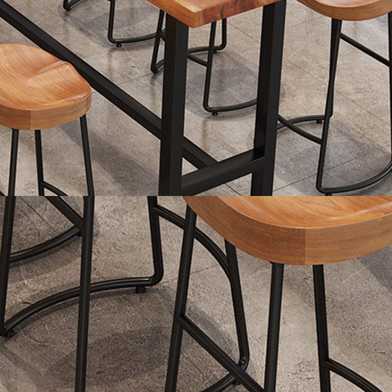 Wood Top Table Industrial Style Bistro Pub Table for Patio Use Clearhalo 'Bar Furniture' 'Bar Tables' 'bar_tables' 'furn' 'furn_bar_tables' 'Furniture' 'Kitchen & Dining Furniture' 1200x1200_b9572c5c-8532-4757-8f3b-7ce01e92fdfb