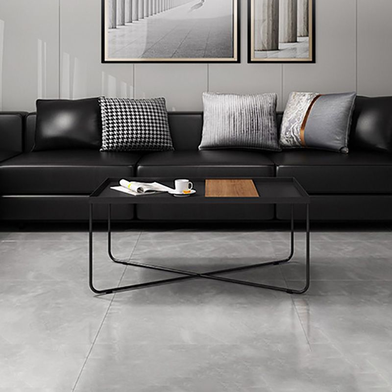 Table basse à pieds croisés, Table basse en fer noir avec plateau