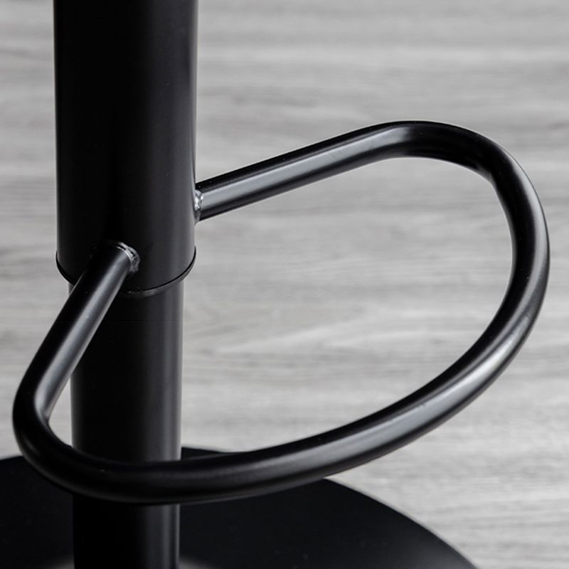 Industrial Style Bar-stool Iron Legs Leather Seat for Restaurant Bar Clearhalo 'Bar Furniture' 'Bar Stools' 'bar_stools' 'furn' 'furn_bar_stools' 'furniture_bar_stools' 'Kitchen & Dining Furniture' 'kitchen&dining_furn' 'kitchen' 'kitchen_furn' Furniture' 1200x1200_b9b6b956-154e-4b7f-be6b-8c1e55ce5923