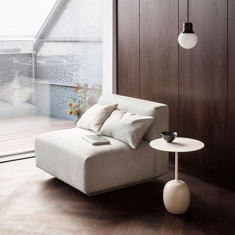 Moderne ronde metalen bijzettafel 15.74 "brede voetstuk eindtafel