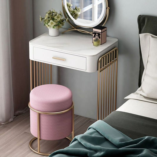 Glam vanità scrivania in bianco con tavolo da toeletta con la base di metallo