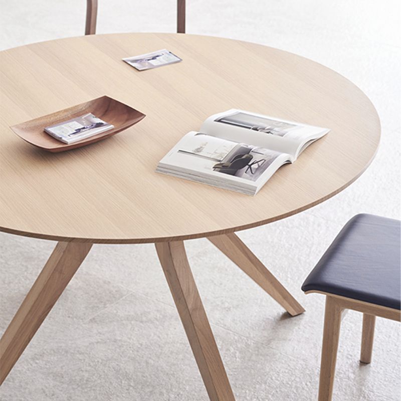 Natural Round Table Wooden Dining Room Kitchen Home Furniture with 4 Legs Clearhalo 'Dining Tables & Seating' 'Dining Tables' 'dining_table' 'furn' 'furn_dining_table' 'Furniture' 'Kitchen & Dining Furniture' 1200x1200_b9f6f878-a1d6-43fc-825c-add6ea9f65f8