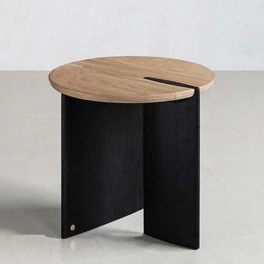Mesa de cóctel de madera de pino escandinavo con tapa redonda y base negra