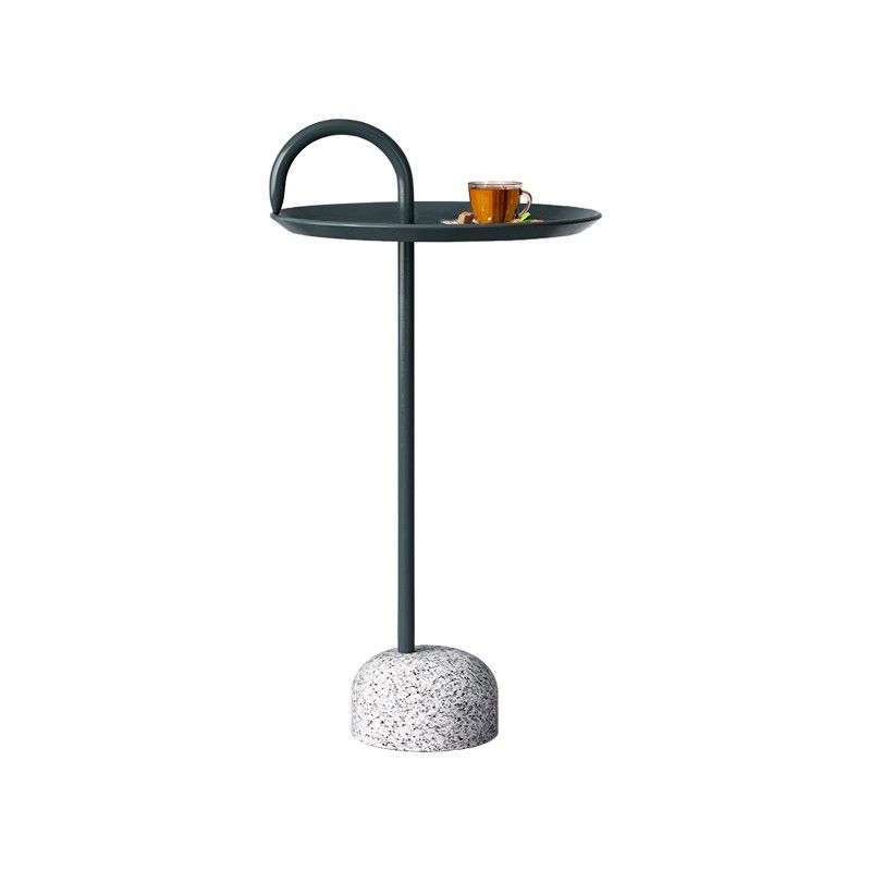 Mesa de esquina de pedestal de la mesa del lado de hierro de mediados de siglo para la sala de estar para la sala de estar