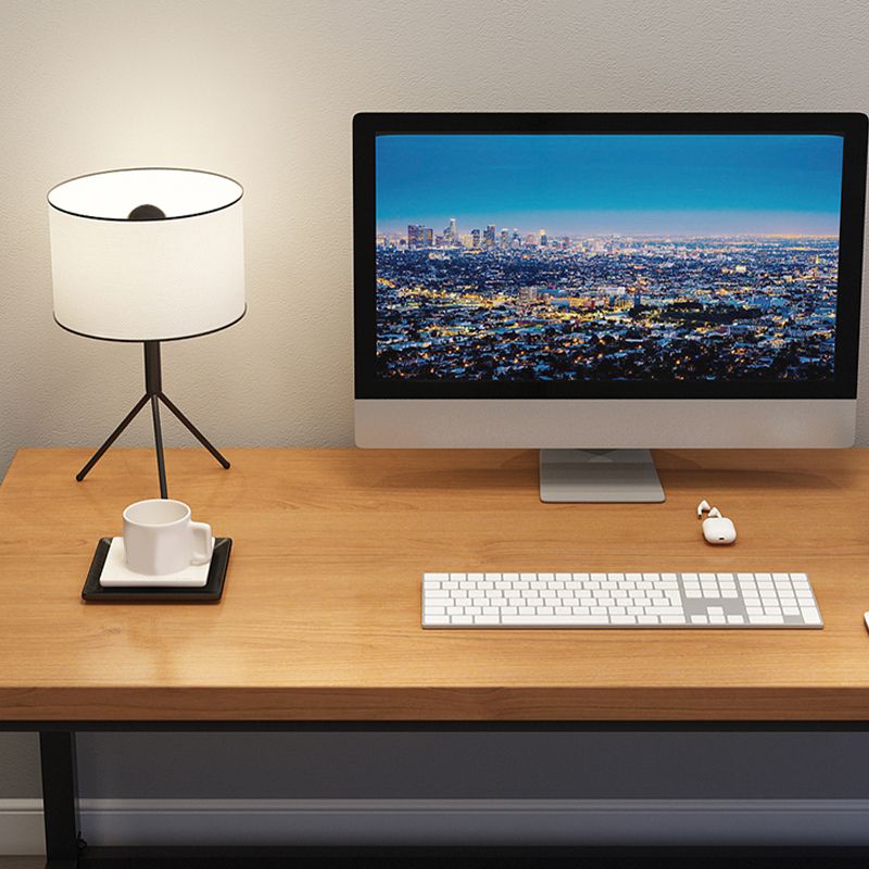 Modern Solid Wood Office Desk Rectangular Shape Task Desk with Sled Base in Brown Clearhalo 'furn' 'furn_office_desk' 'Furniture' 'Office Desks' 'Office Furniture' 'office_desk' 1200x1200_ba71fcdf-e22a-442f-9bed-f2c9cdd2b7b5