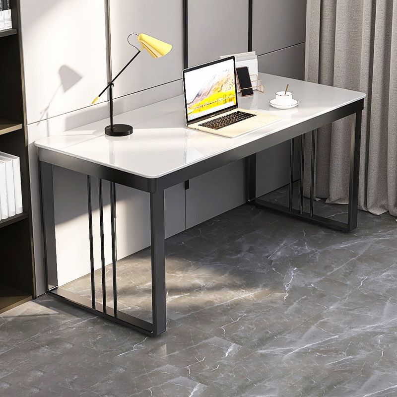 Escritorio de escritura de madera de ingeniería de glamour escritorio de dormitorio con patas de metal