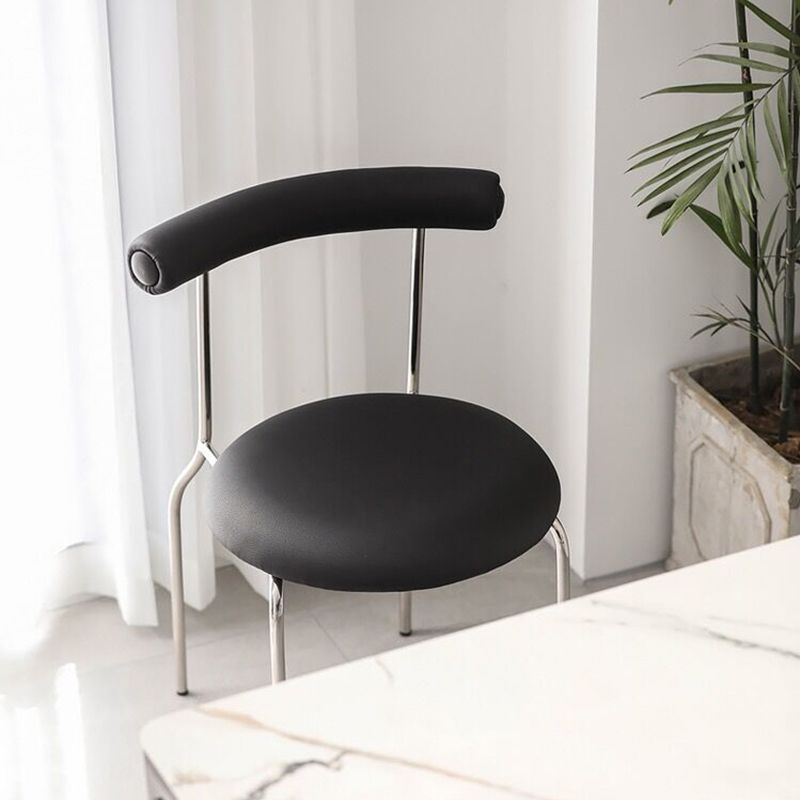 Zilveren metalen benen armloze eetkamerstoelen moderne faux lederen eetkamerstoel