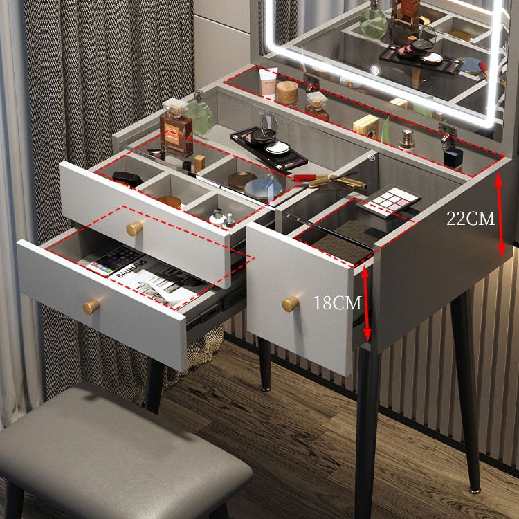 Glam Mirrored Glass Vanity Desk 3 Drawer Vanity Dressing Table Clearhalo 'Bedroom Furniture' 'furn' 'furn_makeup_vanities' 'Furniture' 'Makeup Vanities' 'makeup_vanities' 1200x1200_ba9542cb-4a75-43ff-b35e-cfd3885e8d3c