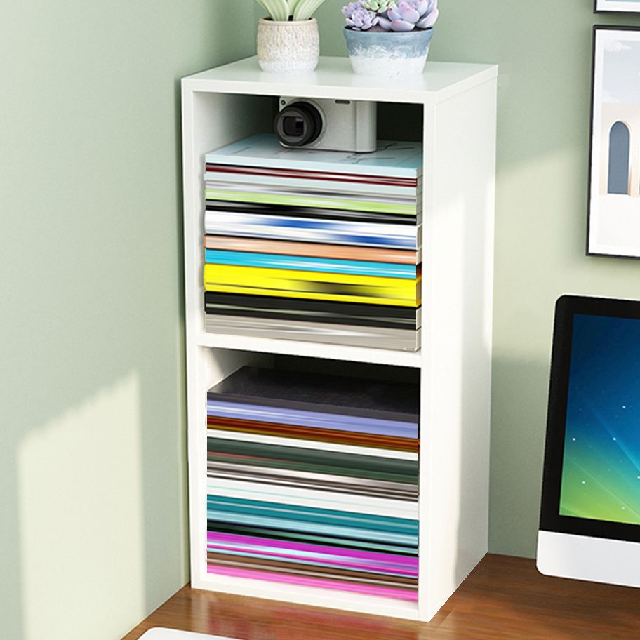 Contemporáneo Back Back Book Stant Engineered Wood Bookcase con estantes