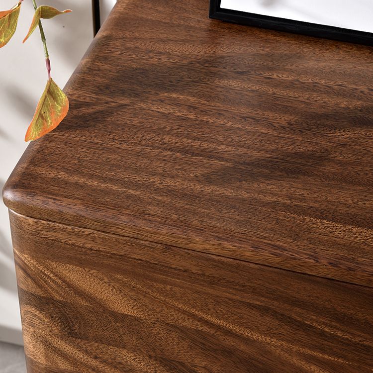 Mid-Century Modern Chest with 6 Drawers in Walnut Rectangle Accent Chest Clearhalo 'Cabinets & Chests' 'cabinets_chests' 'furn' 'furn_cabinets_chests' 'Furniture' 'Living Room Furniture' 1200x1200_baa15f0e-f074-4d93-a073-d3a243bcc643