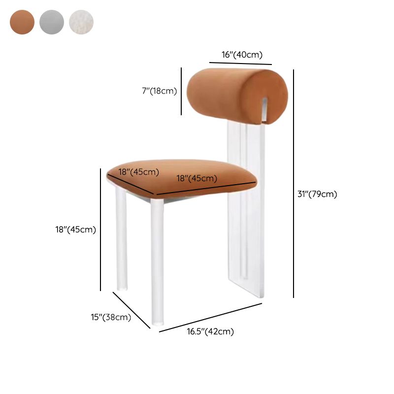 Sedie da pranzo e accento imbottite contemporanee e in plastica