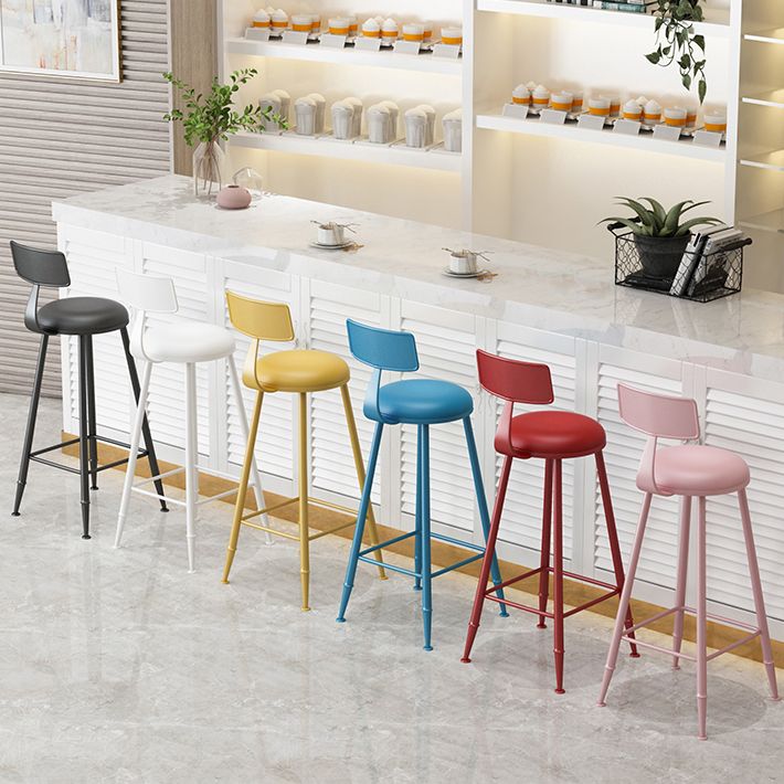 Scandinavian Matte Finish Iron Bar Stool Coffee Shop Footrest Stool Clearhalo 'Bar Furniture' 'Bar Stools' 'bar_stools' 'furn' 'furn_bar_stools' 'Furniture' 'furniture_bar_stools' 'Kitchen & Dining Furniture' 1200x1200_bafd6be9-256f-408f-a486-fed6e2ffac8d