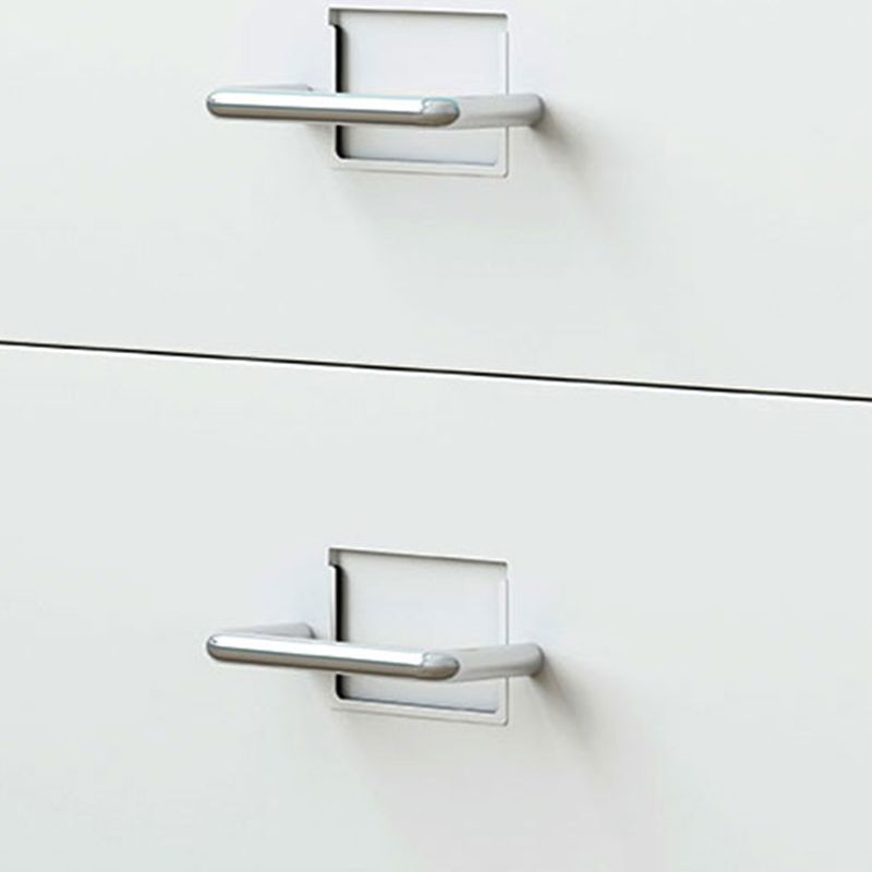 Dusitoirs et lisses de châteaux traditionnels en métal pour la maison ou le bureau