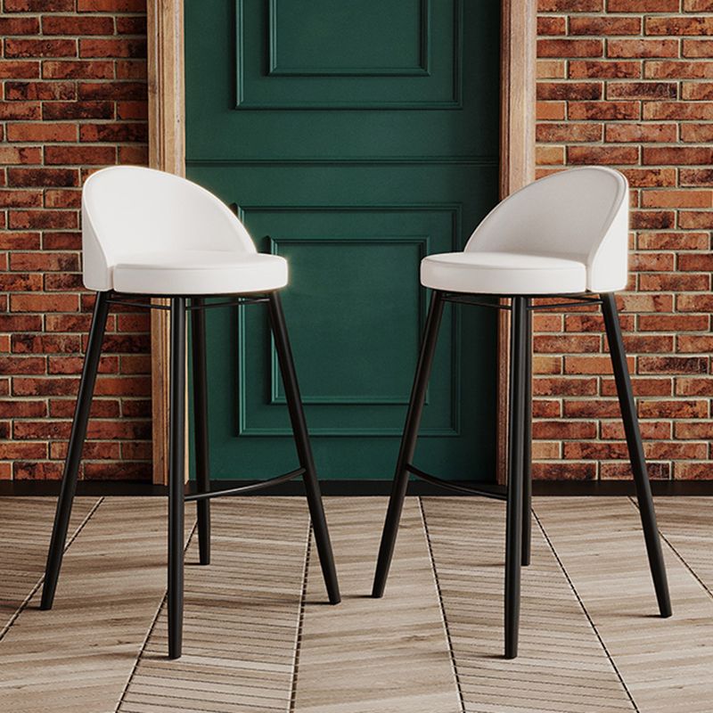 Faux Leather Armless Bar Stool Industrial Low Back Bar Chair with Metal Footrest Clearhalo 'Bar Furniture' 'Bar Stools' 'bar_stools' 'furn' 'furn_bar_stools' 'Furniture' 'Kitchen & Dining Furniture' 1200x1200_bb7f871e-01c7-498e-a9da-a9161b0ec769