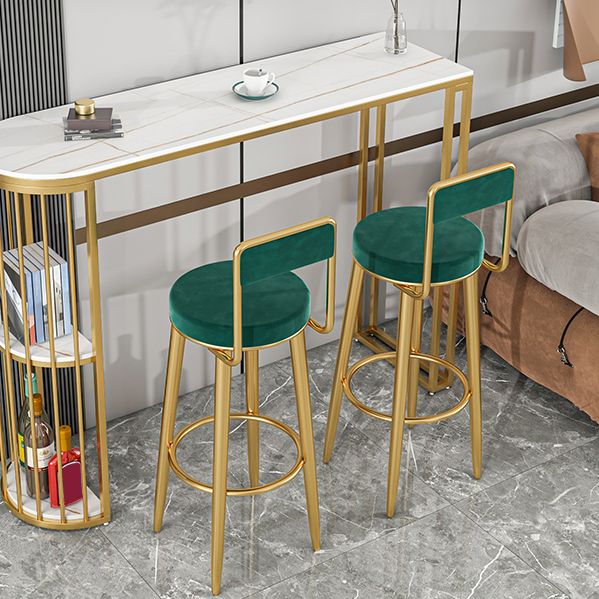 Sgabelli da bar rotondi imbottiti glam con poggiapiedi