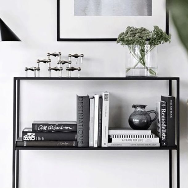 Moderno tavolo da console da 9,84 "W tavolo da base di accento con cornice di ferro con ripiani