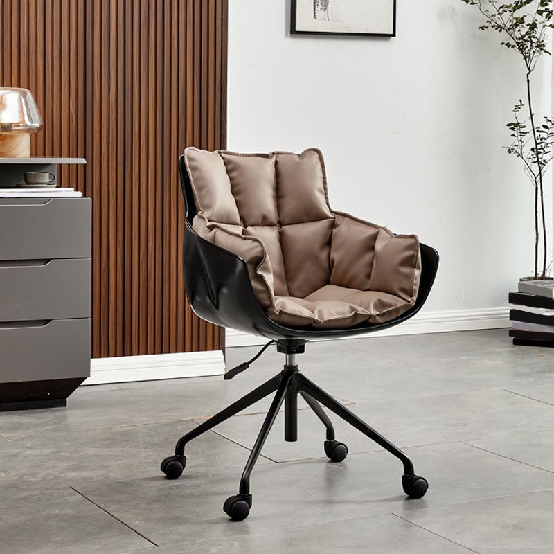 Sedia da ufficio imbottita in cotone a metà schiena.