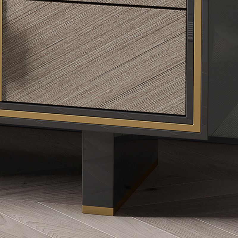 Credenza di sideboard nera glam di credenza a 4 cassetti con 2 porte per soggiorno