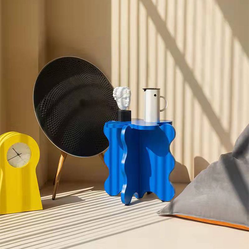 モダンなスタイルの不規則なサイドテーブルフェイクウッドエンドテーブルセット