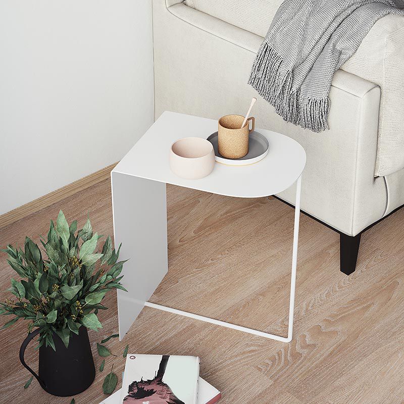 Rustic Sofa Side Accent Table Metal Abstract Living Room Accent Side Table Clearhalo 'Coffee & Accent Tables' 'End & Side Tables' 'end_side_tables' 'furn' 'furn_end_side_tables' 'Furniture' 'Living Room Furniture' 1200x1200_bccf211d-8fc4-40ae-80d0-0b9e2ae6fc73