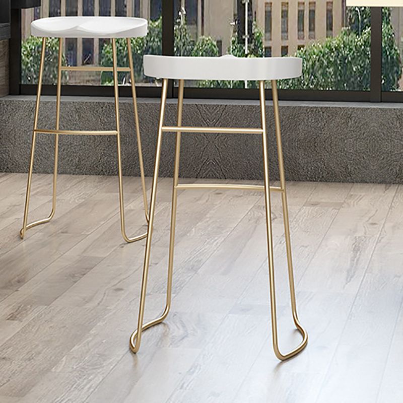 Solid Wood Bar Stool and Table Set 1/2/3 Pieces Rectangular Rectangular Clearhalo 'Bar Furniture' 'furn' 'furn_home_bar_bar_sets' 'Furniture' 'Home Bars & Bar Sets' 'home_bar_bar_sets' 'Kitchen & Dining Furniture' 1200x1200_bcdabe9b-6078-42b9-a8e3-89e49f9d8893