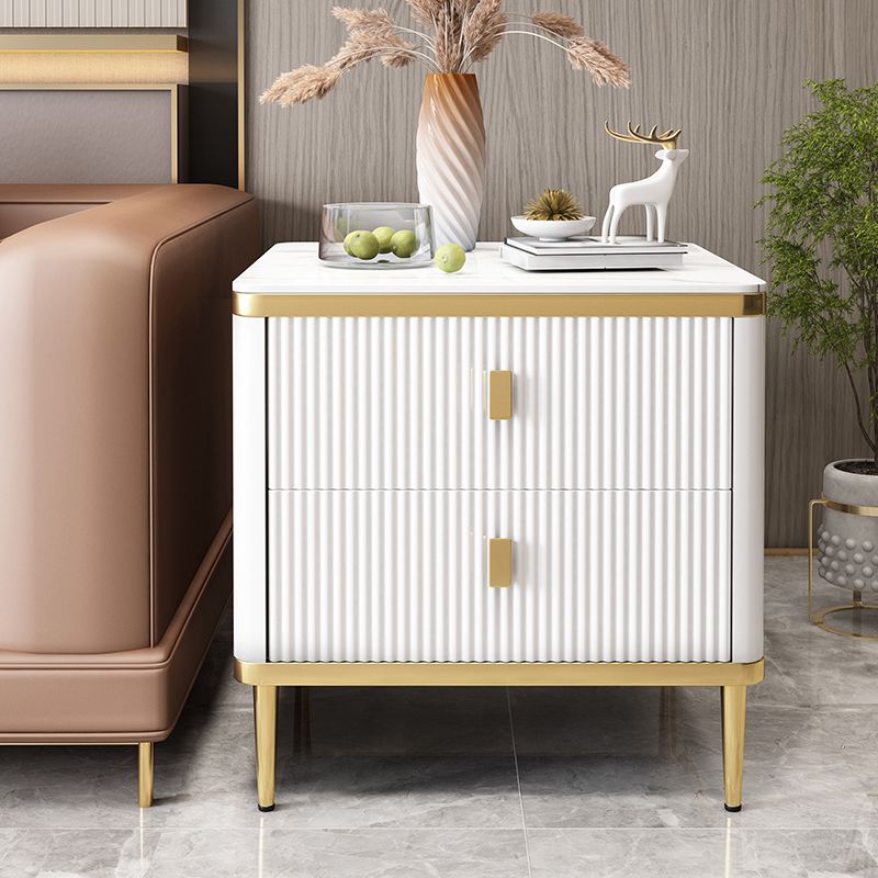 23,6 "hoher moderner Seitentisch Holz 4 Beine rechteckige Faux Marmor Top End Table