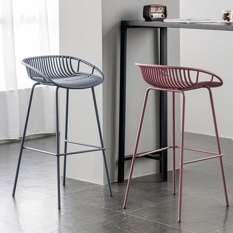 Contemporary Footrest Metal Barstool Matte Finish Restaurant Stool Clearhalo 'Bar Furniture' 'Bar Stools' 'bar_stools' 'furn' 'furn_bar_stools' 'Furniture' 'furniture_bar_stools' 'Kitchen & Dining Furniture' 1200x1200_bd1c5176-863b-47eb-9f30-fdc75e83f7c2