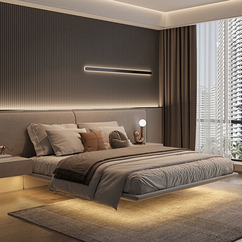 Cadre de lit rectangulaire en mousse de pignage moderne du milieu du siècle pour la maison