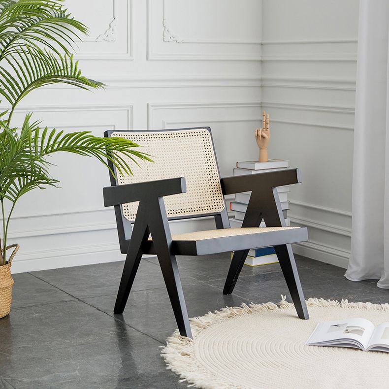 現代バルコニーウッドアームチェアマット仕上げオープンダイニングチェア