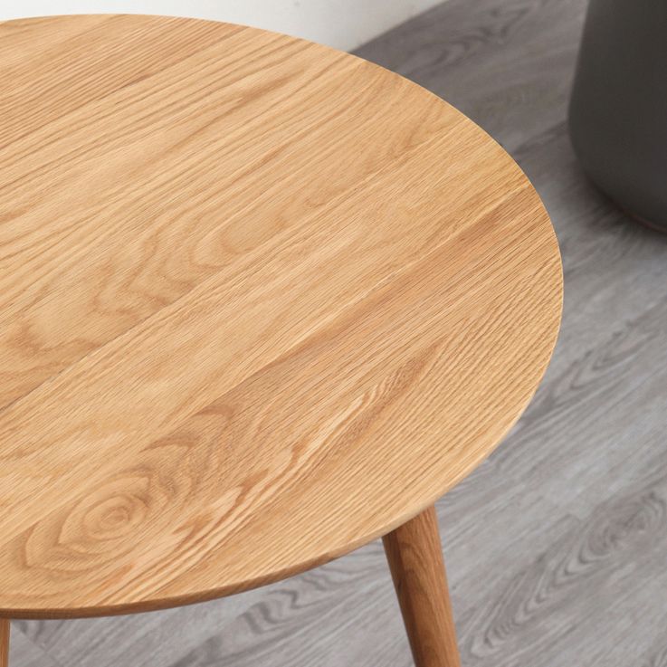 Contemporary Round Dining Table Oak Solid Wood Table with 3 Legs for Dining Room Clearhalo ' dining_table' 'Dining Tables & Seating' 'Dining Tables' 'furn' 'furn_dining_table' 'Furniture' 'furniture_dining_table' 'Kitchen & Dining Furniture' 'kitchen&dining_furn' 'kitchen' 'kitchen_dining_table' 1200x1200_bd843f29-72fd-472f-96a4-8a3f235037a7