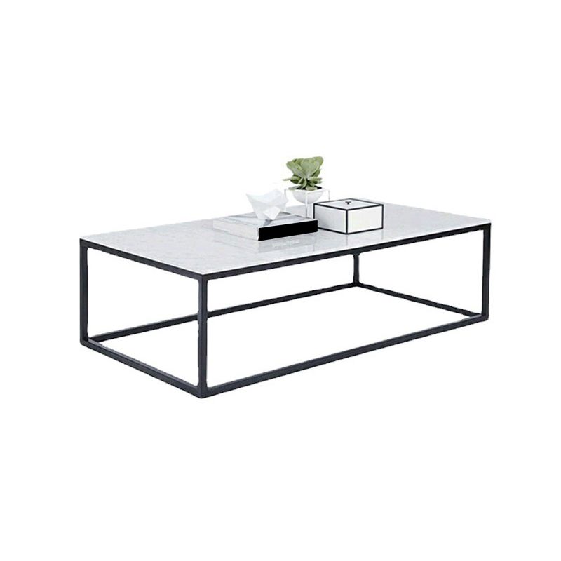 Mesa de centro rectangular Glam con tapa de mármol blanco y estructura de hierro