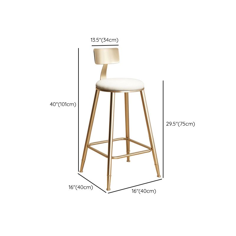 Contemporary Round Pub Table Set with Metal Stools 1/3/5 Pieces Pine Wood Top Bar Set Clearhalo 'Bar Furniture' 'furn' 'furn_home_bar_bar_sets' 'Furniture' 'Home Bars & Bar Sets' 'home_bar_bar_sets' 'Kitchen & Dining Furniture' 1200x1200_be232212-5ca7-45ac-a6b4-641773eb86e8