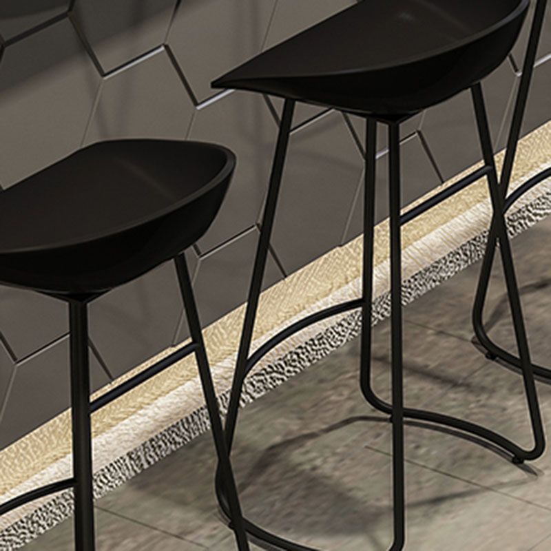 Modern Matte Finish Iron Bar Stool Footrest Milk Tea Shop Stool Clearhalo 'Bar Furniture' 'Bar Stools' 'bar_stools' 'furn' 'furn_bar_stools' 'Furniture' 'furniture_bar_stools' 'Kitchen & Dining Furniture' 1200x1200_be30a9be-e7a7-4b20-a02b-e53aeab4555b