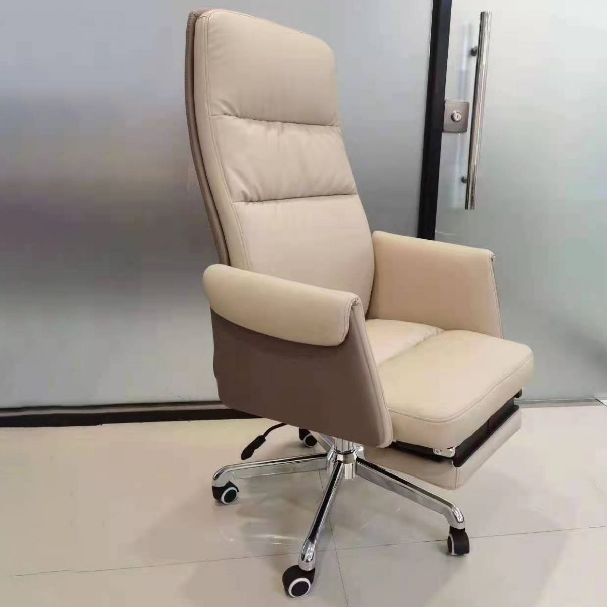 Executive Ergonomic Computer Chair Tilt Mechanism High Back Executive Chair Clearhalo 'furn' 'furn_office_chair' 'Furniture' 'Office Chairs' 'Office Furniture' 'office_chair' 1200x1200_be33b505-dd63-41a0-9eb8-65a0bb8faef3
