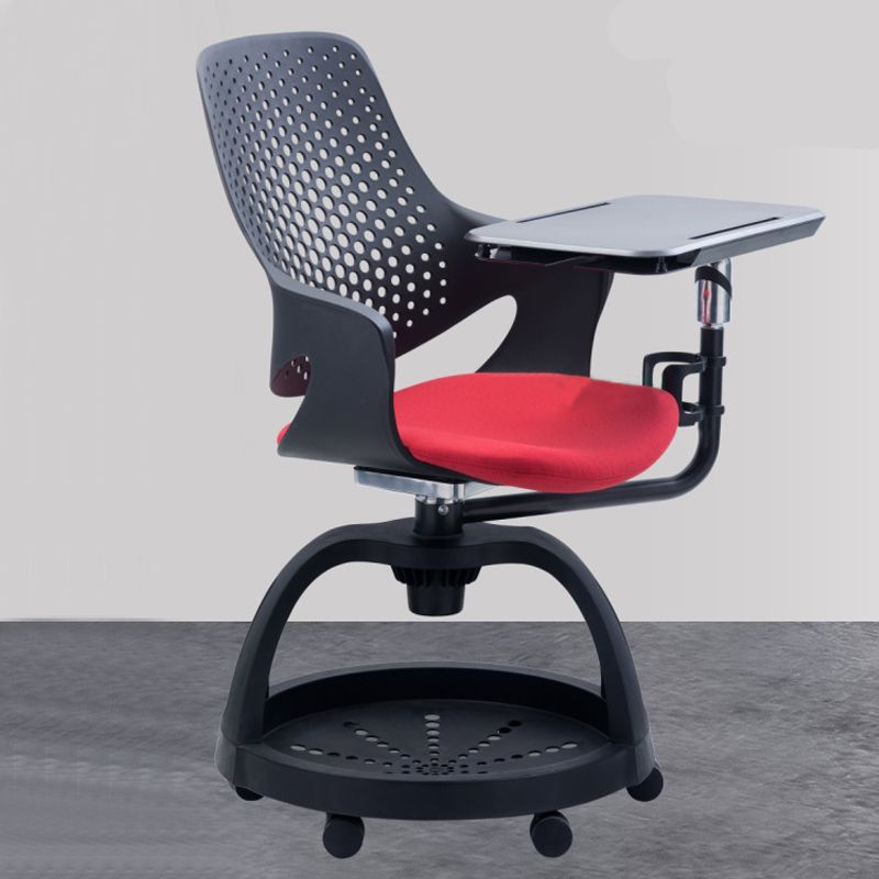 Silla de conferencia no angustiante moderna de plástico con silla de ruedas giratorias