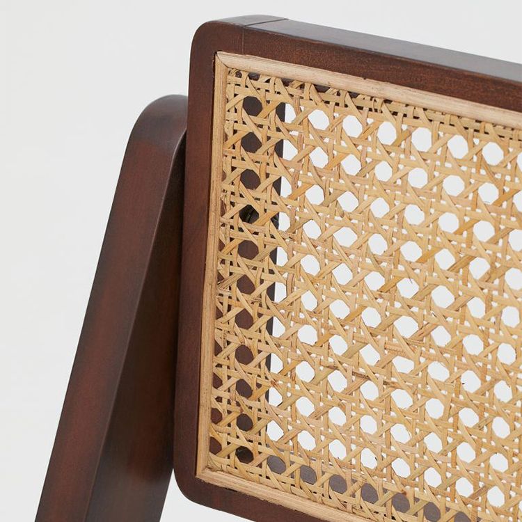 Chaises de style traditionnel pour manger des chaises sans bras avec des jambes en bois