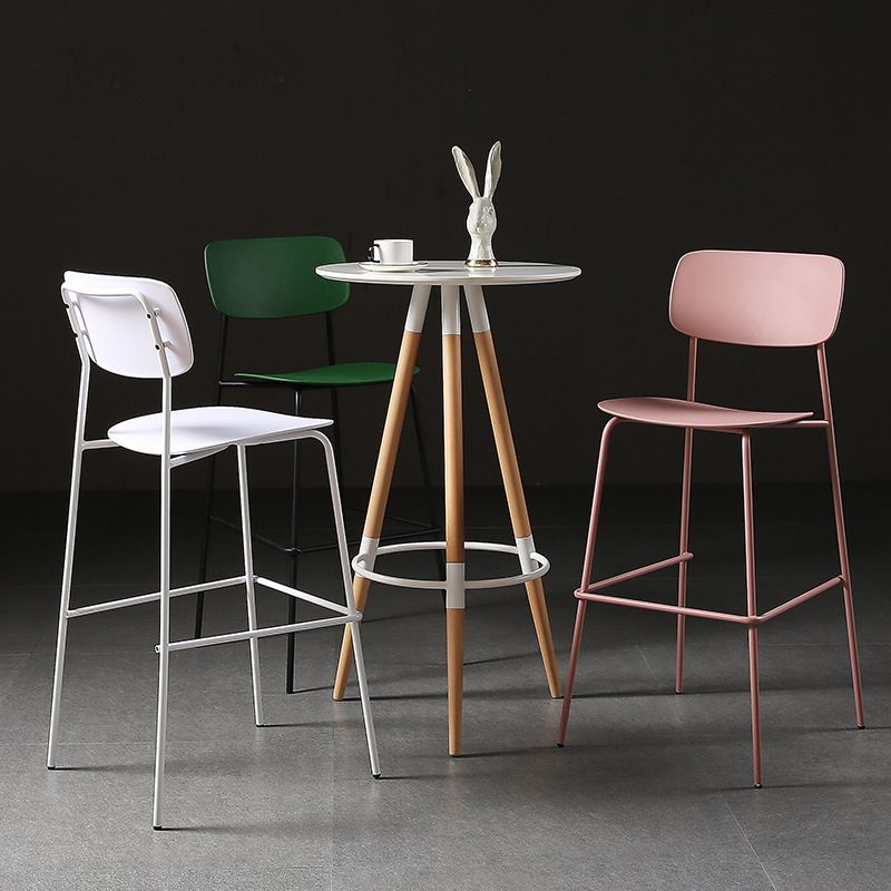 Modern Plastic Bar-stool Square Seat Counter Bar Stool with Metal Legs Clearhalo 'Bar Furniture' 'Bar Stools' 'bar_stools' 'furn' 'furn_bar_stools' 'Furniture' 'Kitchen & Dining Furniture' 1200x1200_bea62060-4dbd-4229-aa6b-14a5c832c101