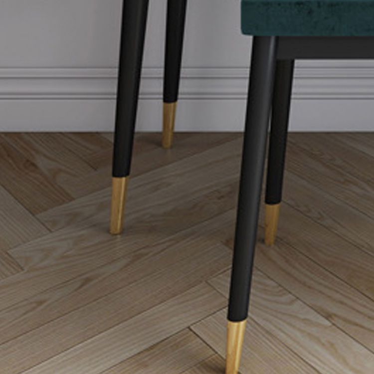 Modern Solid Wood Vanity Dressing Table with Mirror and Stool Clearhalo 'Bedroom Furniture' 'furn' 'furn_makeup_vanities' 'Furniture' 'Makeup Vanities' 'makeup_vanities' 1200x1200_becba046-12c7-4996-91c6-3d74ea712fc5